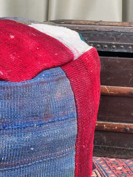 Nostaljik Kilim Puf Ölçü Çap 45 Cm Yükseklik 42 Cm