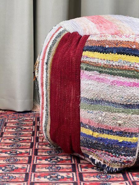 Nostaljik Kilim Puf Ölçü Çap 45 Cm Yükseklik 42 Cm