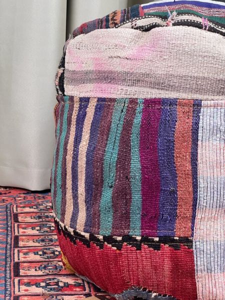 Nostaljik Kilim Puf Ölçü Çap 45 Cm Yükseklik 42 Cm