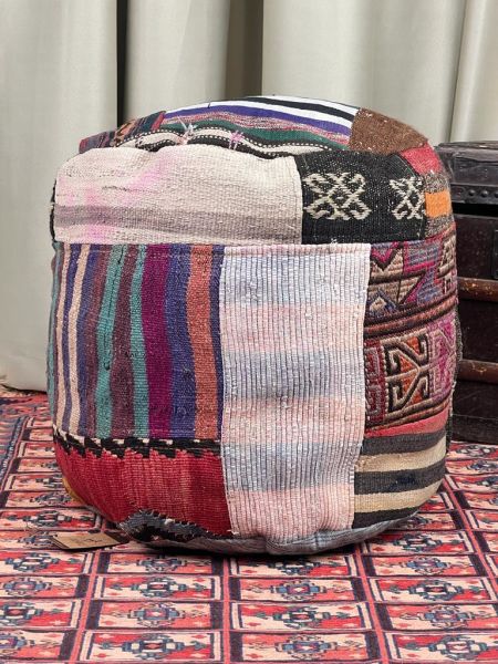 Nostaljik Kilim Puf Ölçü Çap 45 Cm Yükseklik 42 Cm