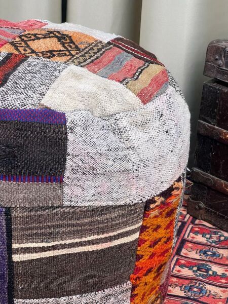 Nostaljik Kilim Puf Ölçü Çap 45 Cm Yükseklik 42 Cm