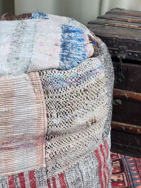 Nostaljik Kilim Puf Ölçü Çap 45 Cm Yükseklik 42 Cm