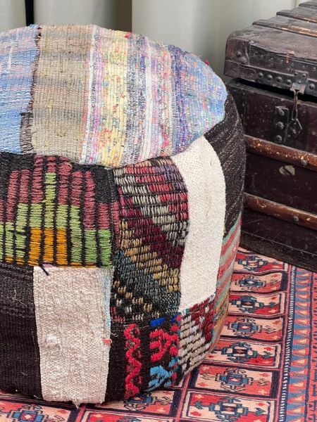 Nostaljik Kilim Puf Ölçü Çap 45 Cm Yükseklik 42 Cm