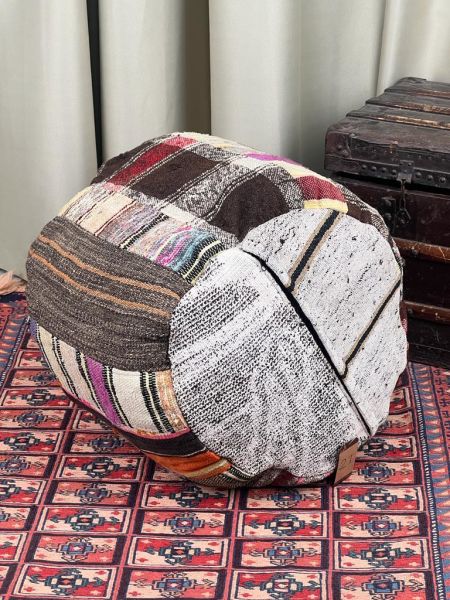 Nostaljik Kilim Puf Ölçü Çap 45 Cm Yükseklik 42 Cm