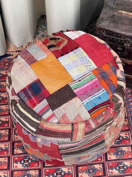 Nostaljik Kilim Puf Ölçü Çap 45 Cm Yükseklik 42 Cm