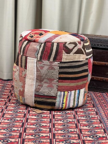 Nostaljik Kilim Puf Ölçü Çap 45 Cm Yükseklik 42 Cm
