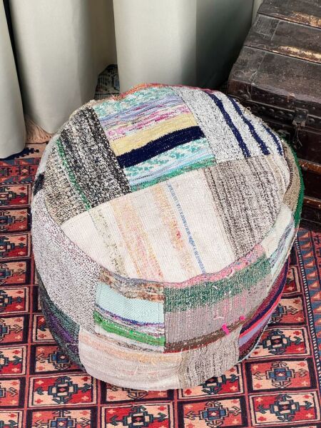 Nostaljik Kilim Puf Ölçü Çap 45 Cm Yükseklik 42 Cm
