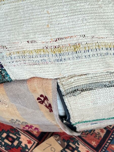 Nostaljik Kilim Puf Ölçü Çap 45 Cm Yükseklik 42 Cm