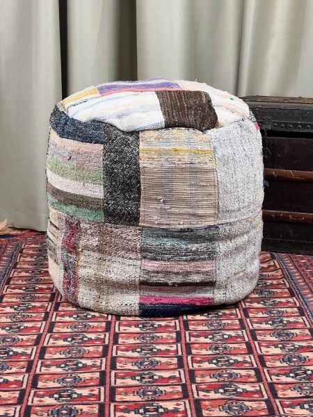 Nostaljik Kilim Puf Ölçü Çap 45 Cm Yükseklik 42 Cm