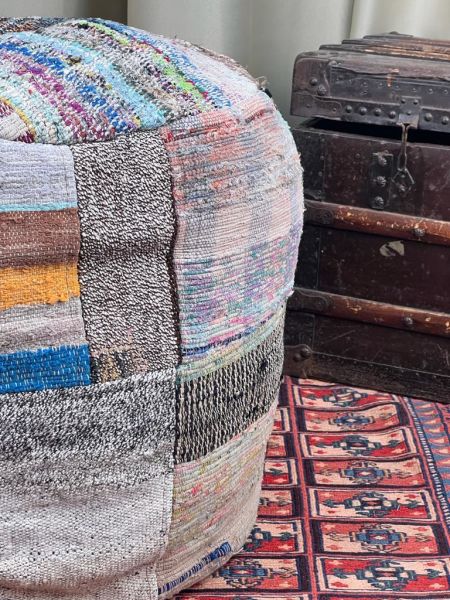 Nostaljik Kilim Puf Ölçü Çap 45 Cm Yükseklik 42 Cm