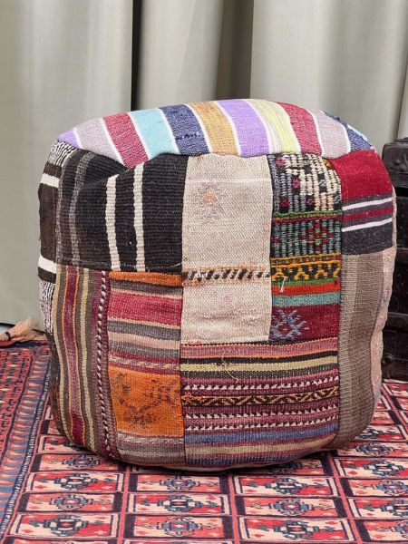 Nostaljik Kilim Puf Ölçü Çap 45 Cm Yükseklik 42 Cm