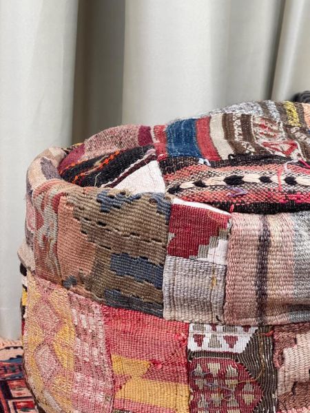 Nostaljik Kilim Puf Ölçü Çap 45 Cm Yükseklik 42 Cm