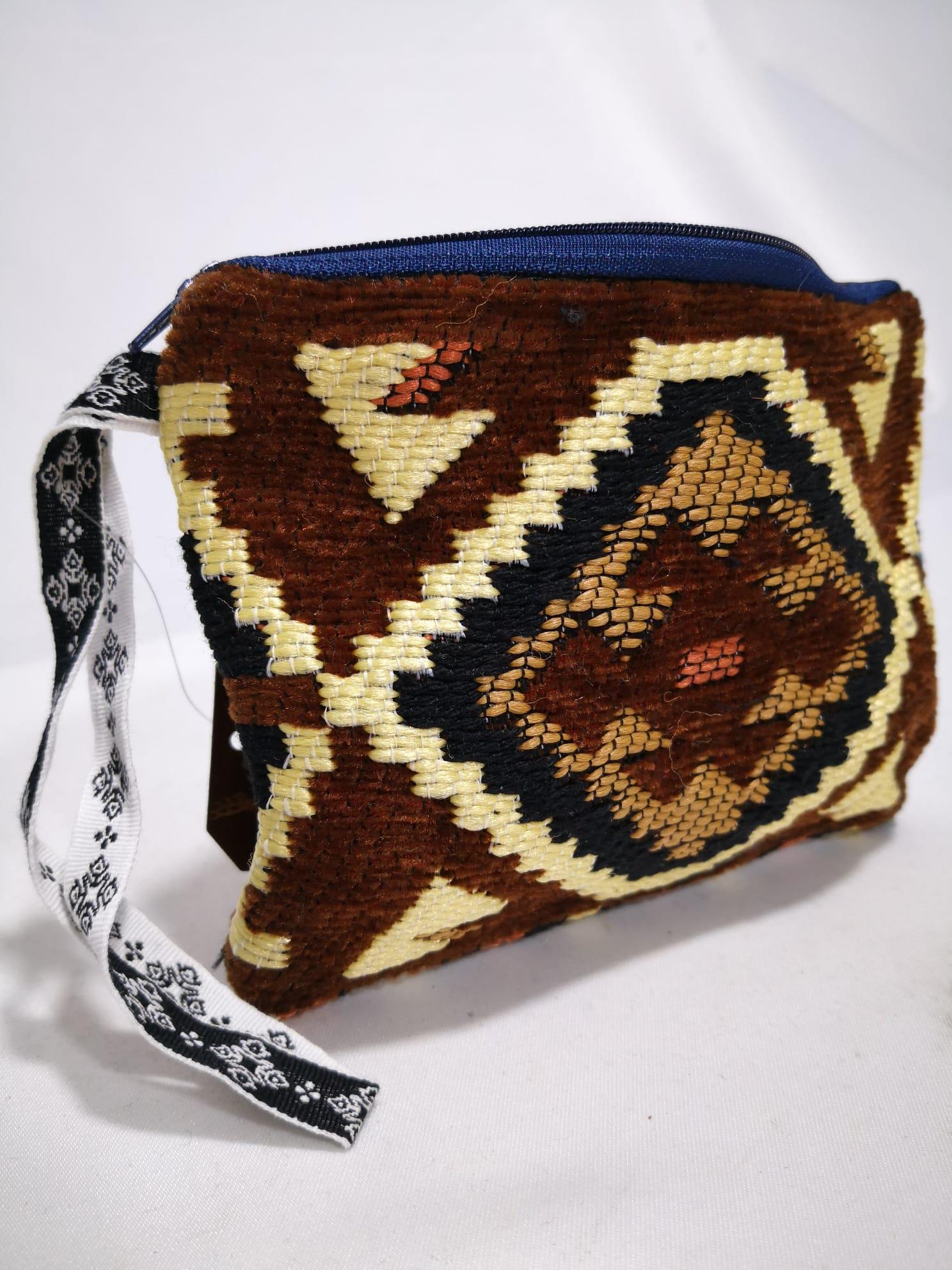 Kilim Desen Cüzdan Boy Çanta Ölçü 17X13Cm