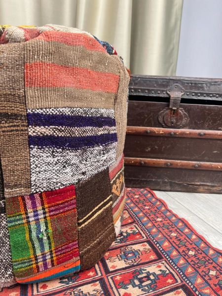 Nostaljik Kilim Puf Ölçü Çap 45 Cm Yükseklik 42 Cm