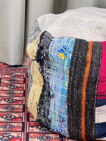 Nostaljik Kilim Puf Ölçü Çap 45 Cm Yükseklik 42 Cm