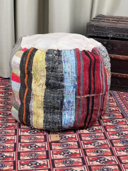 Nostaljik Kilim Puf Ölçü Çap 45 Cm Yükseklik 42 Cm