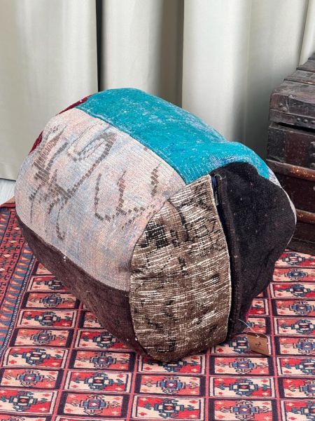 Nostaljik Kilim Puf Ölçü Çap 45 Cm Yükseklik 42 Cm