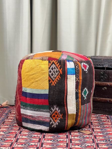 Nostaljik Kilim Puf Ölçü Çap 45 Cm Yükseklik 42 Cm