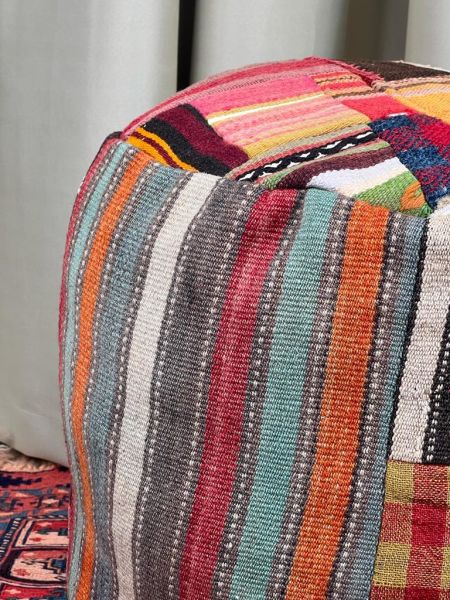 Nostaljik Kilim Puf Ölçü Çap 45 Cm Yükseklik 42 Cm