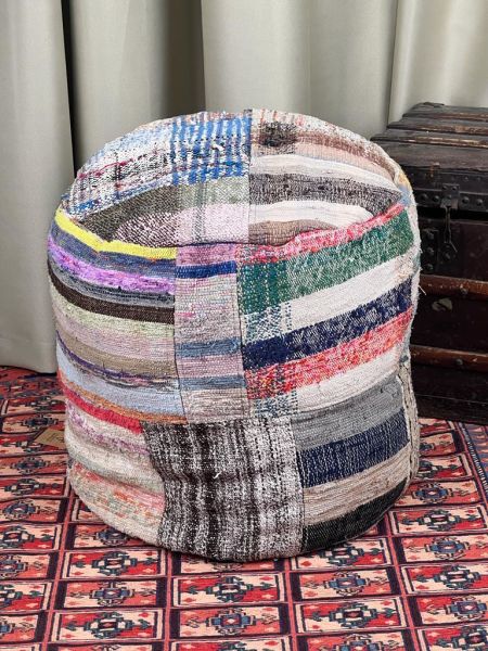 Nostaljik Kilim Puf Ölçü Çap 45 Cm Yükseklik 42 Cm