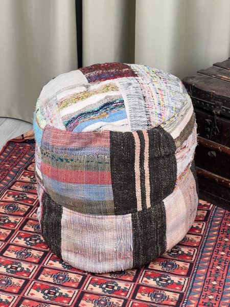 Nostaljik Kilim Puf Ölçü Çap 45 Cm Yükseklik 42 Cm
