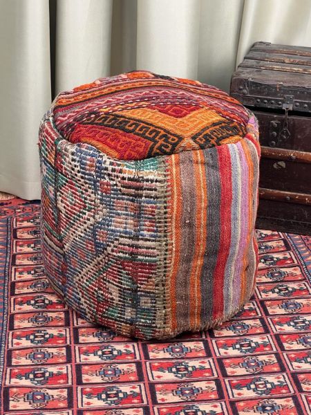 Nostaljik Kilim Puf Ölçü Çap 45 Cm Yükseklik 42 Cm