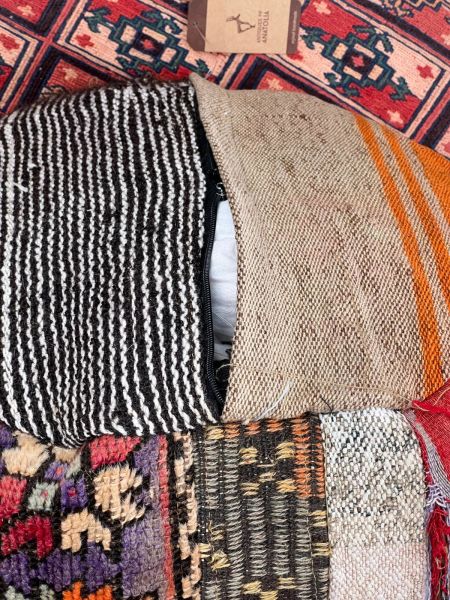 Nostaljik Kilim Puf Ölçü Çap 45 Cm Yükseklik 42 Cm