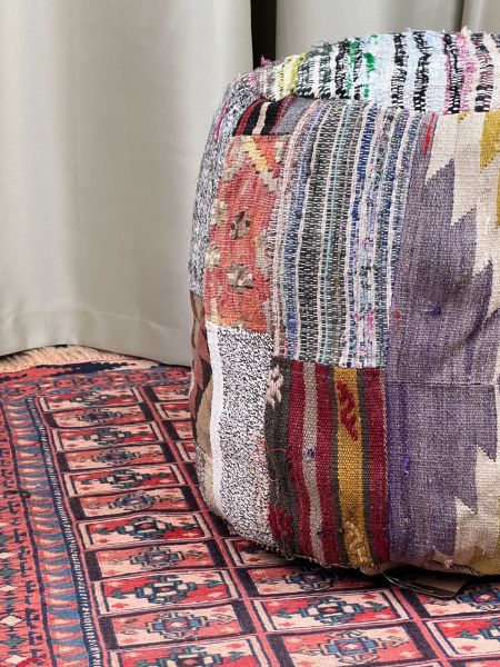 Nostaljik Kilim Puf Ölçü Çap 45 Cm Yükseklik 42 Cm