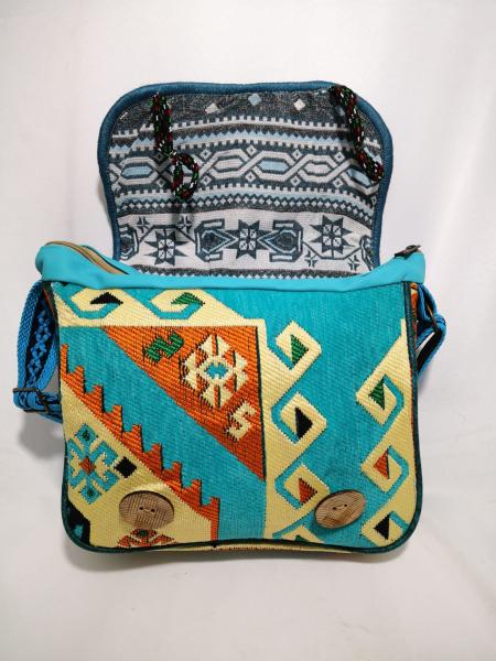 Kilim Desen Omuz Çantası Ölçü 36X24Cm