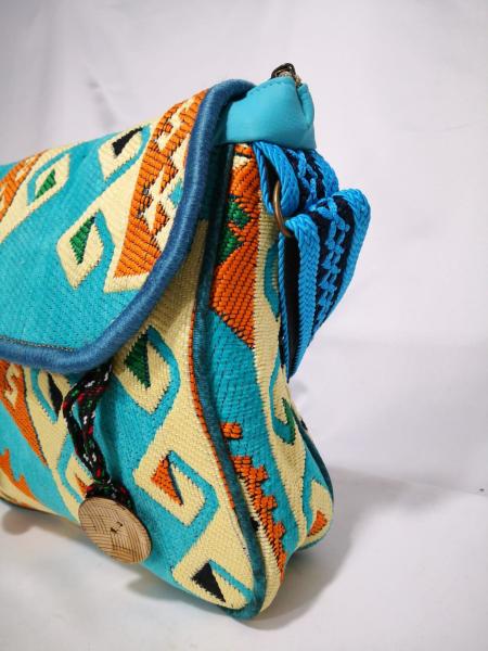 Kilim Desen Omuz Çantası Ölçü 36X24Cm