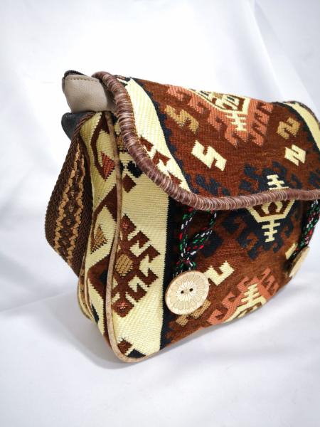 Kilim Desen Omuz Çantası Ölçü 36X24Cm