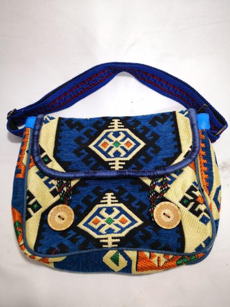 Kilim Desen Omuz Çantası Ölçü 36X24Cm