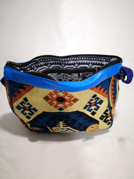 Kilim Desen Omuz Çantası Ölçü 36X24Cm