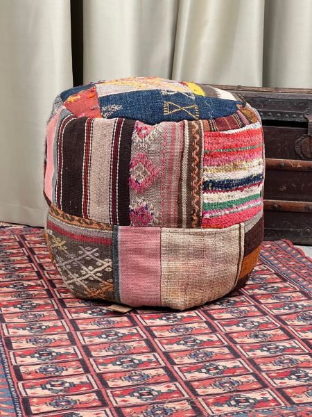 Nostaljik Kilim Puf Ölçü Çap 45 Cm Yükseklik 42 Cm