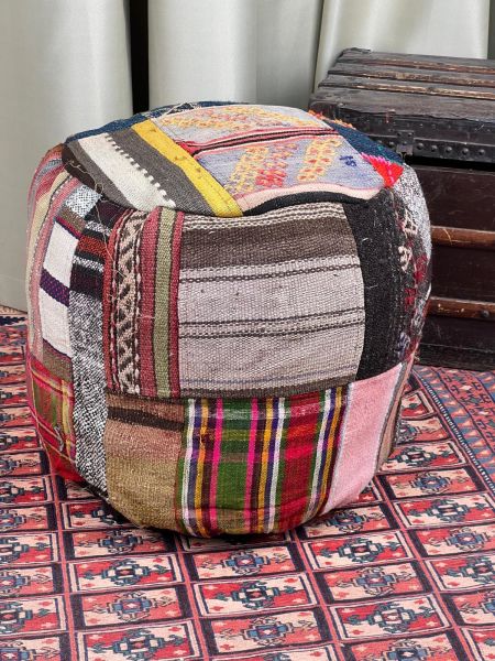 Nostaljik Kilim Puf Ölçü Çap 45 Cm Yükseklik 42 Cm