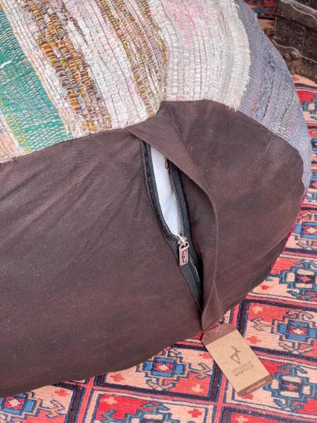 Nostaljik Kilim Puf Ölçü Çap 45 Cm Yükseklik 42 Cm