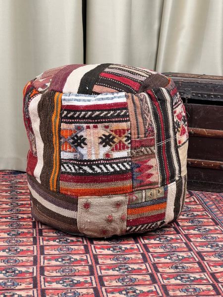 Nostaljik Kilim Puf Ölçü Çap 45 Cm Yükseklik 42 Cm