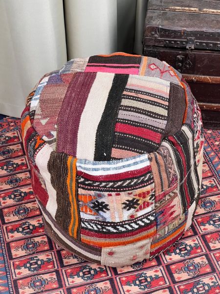 Nostaljik Kilim Puf Ölçü Çap 45 Cm Yükseklik 42 Cm