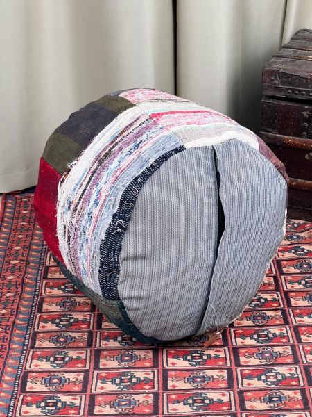 Nostaljik Kilim Puf Ölçü Çap 45 Cm Yükseklik 42 Cm