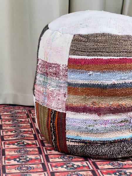 Nostaljik Kilim Puf Ölçü Çap 45 Cm Yükseklik 42 Cm