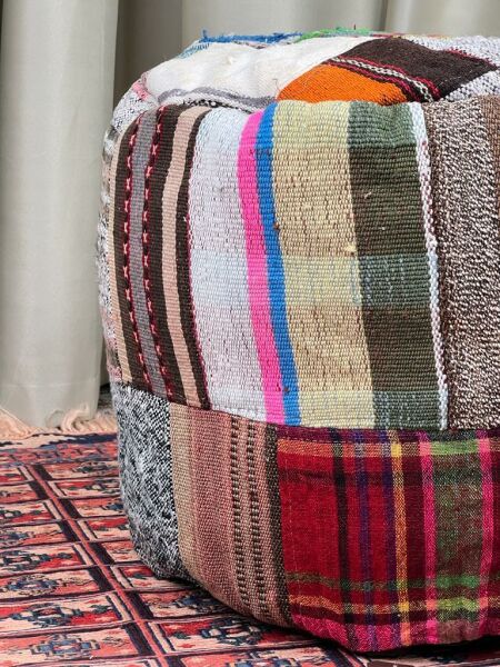 Nostaljik Kilim Puf Ölçü Çap 45 Cm Yükseklik 42 Cm