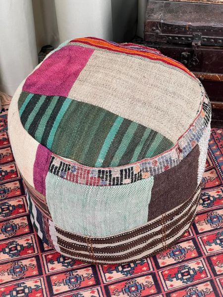 Nostaljik Kilim Puf Ölçü Çap 45 Cm Yükseklik 42 Cm