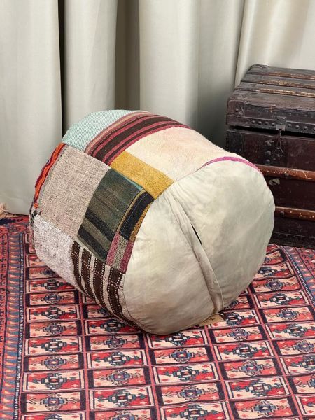 Nostaljik Kilim Puf Ölçü Çap 45 Cm Yükseklik 42 Cm