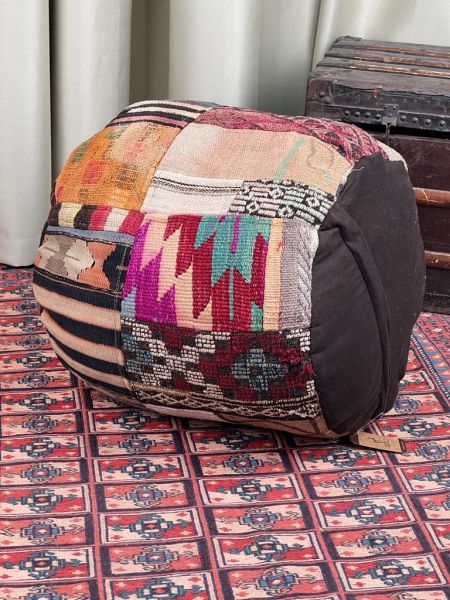 Nostaljik Kilim Puf Ölçü Çap 45 Cm Yükseklik 42 Cm