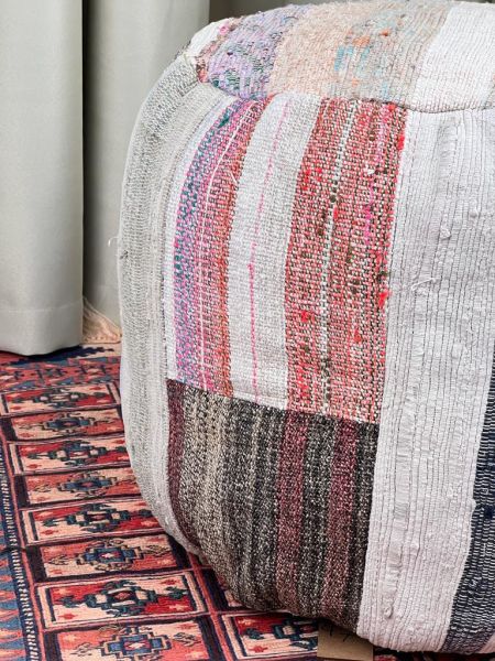 Nostaljik Kilim Puf Ölçü Çap 45 Cm Yükseklik 42 Cm