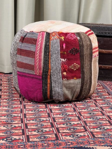 Nostaljik Kilim Puf Ölçü Çap 45 Cm Yükseklik 42 Cm