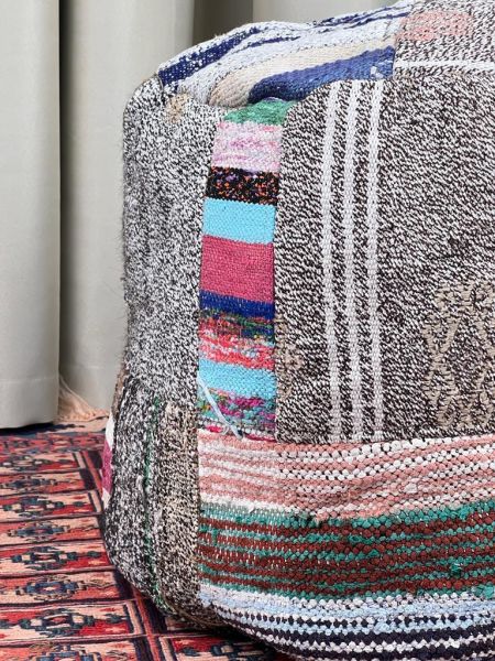 Nostaljik Kilim Puf Ölçü Çap 45 Cm Yükseklik 42 Cm
