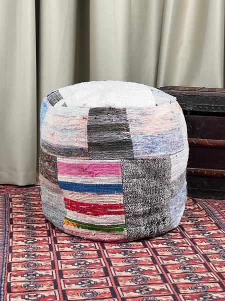 Nostaljik Kilim Puf Ölçü Çap 45 Cm Yükseklik 42 Cm