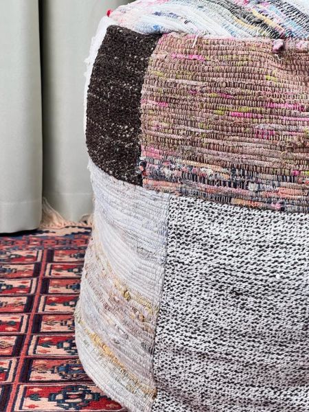 Nostaljik Kilim Puf Ölçü Çap 45 Cm Yükseklik 42 Cm