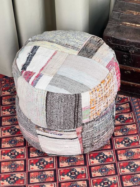 Nostaljik Kilim Puf Ölçü Çap 45 Cm Yükseklik 42 Cm